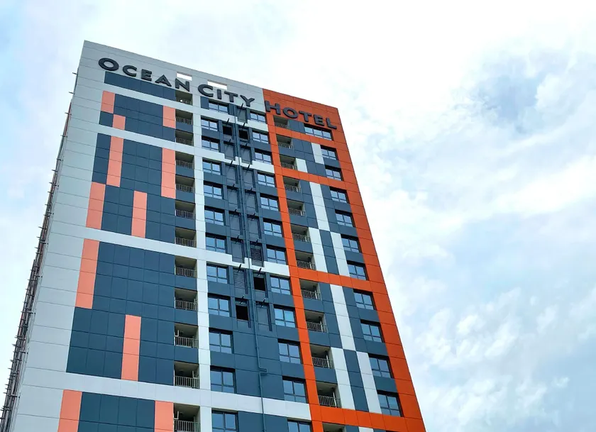 Donghae Oceancity Residence Hotel - Image 1