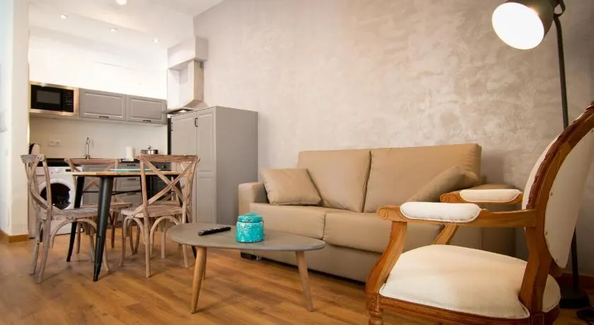Holidays2Malaga Comfort Center - Image 1