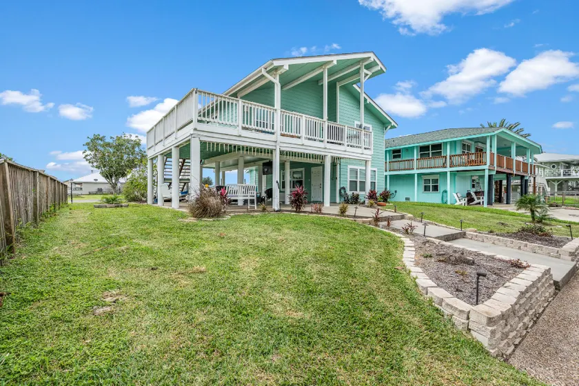Bearfoot Bungalow - Image 1