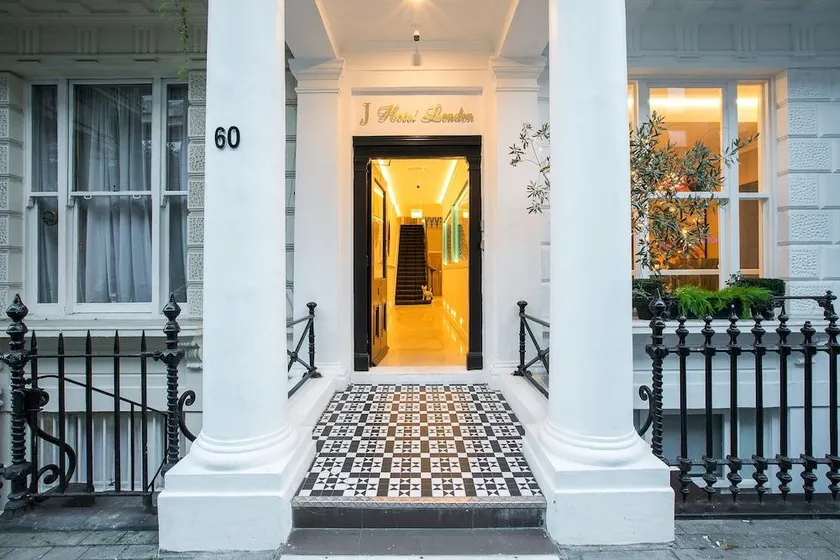 Park Avenue J Hotel London - Image 1