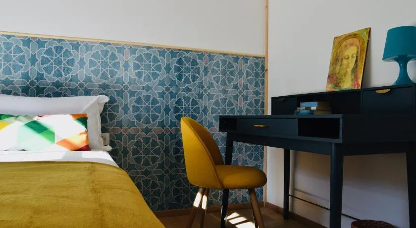 Habitación en casa de familia | Acepta mascotas - Image 1
