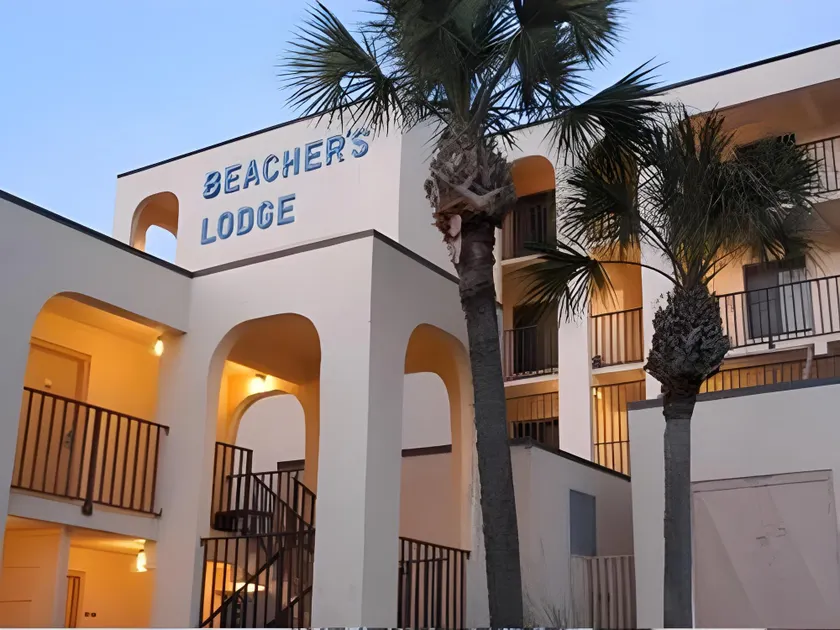 Beacher's Lodge - Image 1