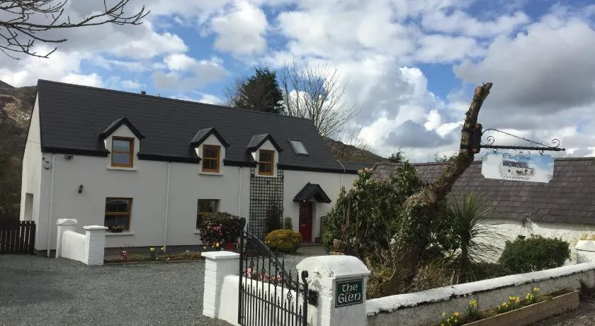 The Glen Farmhouse - Image 1