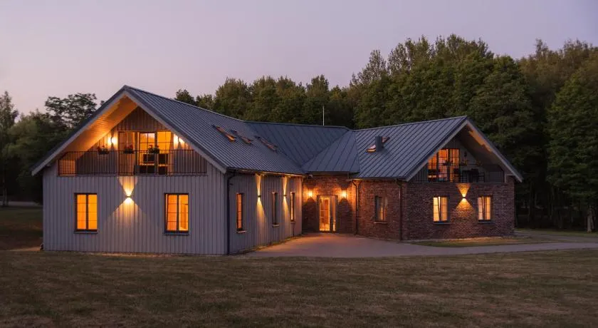 Lake & Library boutique Hotel - Image 1