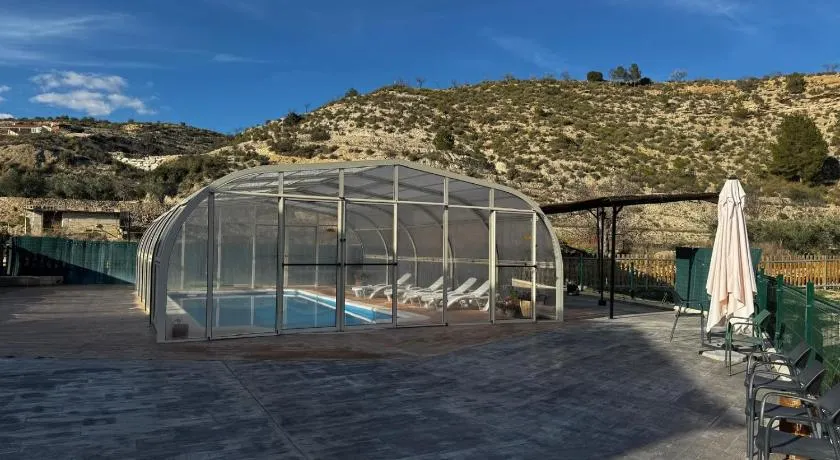 Apartamentos Rio Gallego - Image 1