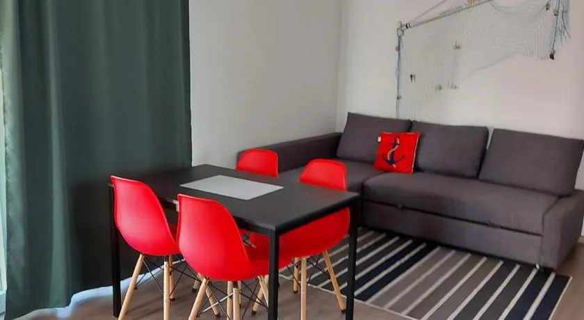 Gesztenyés Apartmanház Tiszaalpár - Image 1