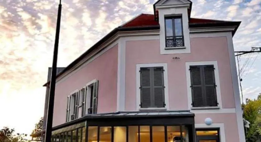 Pavillon Hugo - Maison Etape - Image 1
