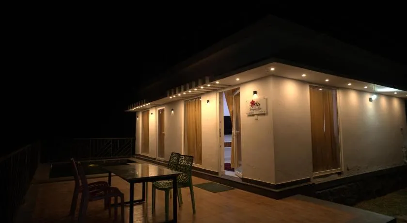 Bougainvillea HillView Retreat - Image 1