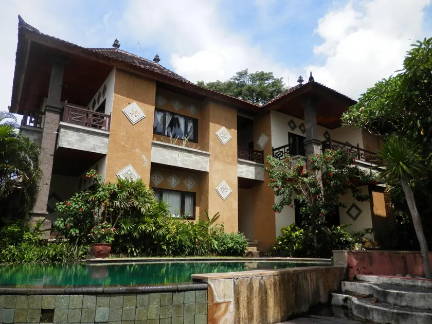 Sunshine Bungalows - Image 1