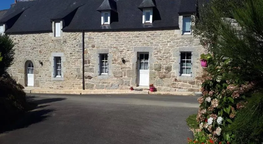 Chambre d'hotes Ty Braz 19 Tilibrennou 29690 BERRIEN - Image 1