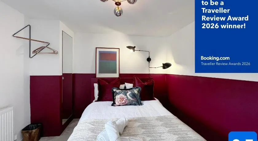 Boutique Double Room in Terrace Home - University Hospital City Centre - Image 1