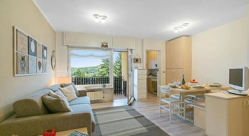 Home Cotolivier 59 with Balcony & Parking - Happy Rentals - Image 1
