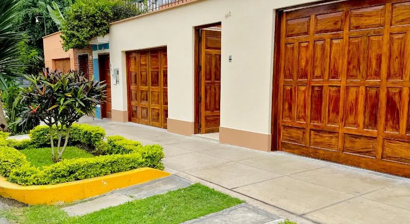 Casa Verde Jesús María - Zona Residencial - Image 1