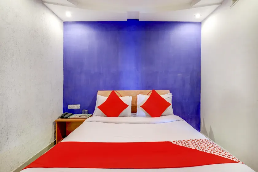 OYO 74552 Hotel Sangam Palace - Image 1