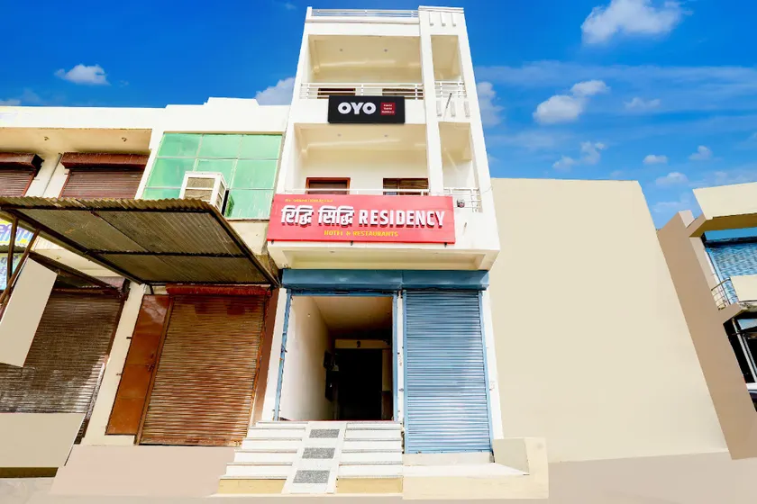 Riddhi Siddhi Residency Hotel - Image 1