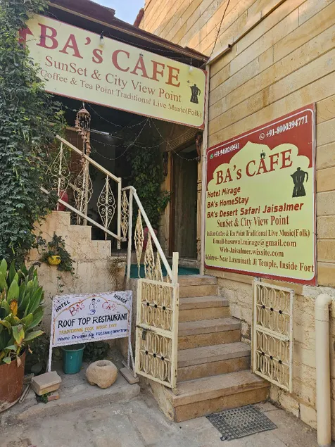 Hotel Mirage - Image 1