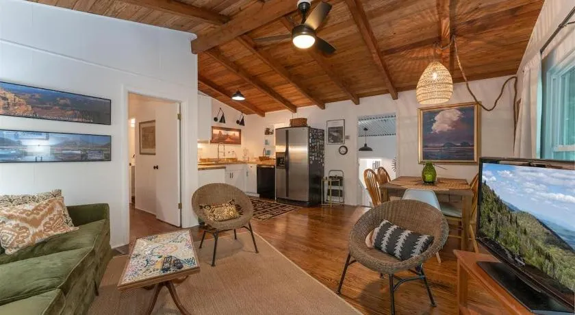 The Deep Forest Green Cottage · The Deep Forest Green Cottage - Image 1