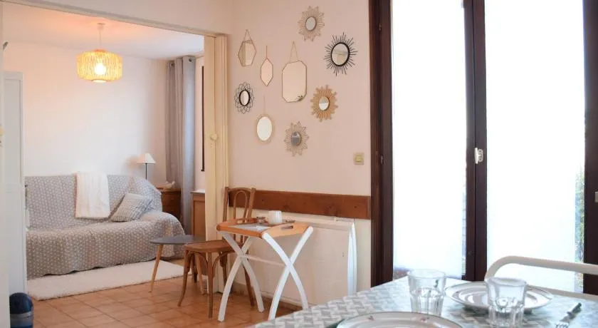 Appartement cozy avec terrasse, Wi-Fi et parking à Évian-les-Bains - FR-1-498-15 - Image 1