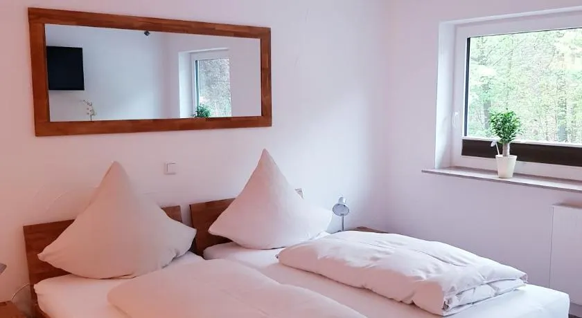 Hanse Hotel Buxtehude - Image 1