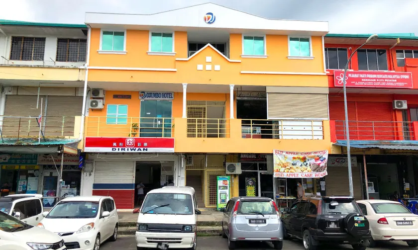 DJumbo Hotel - Image 1