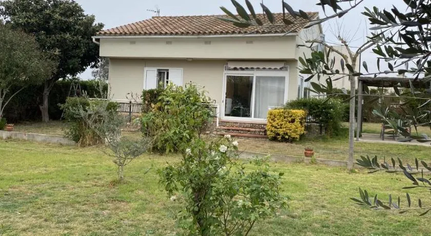 Casa Les Roques - Image 1