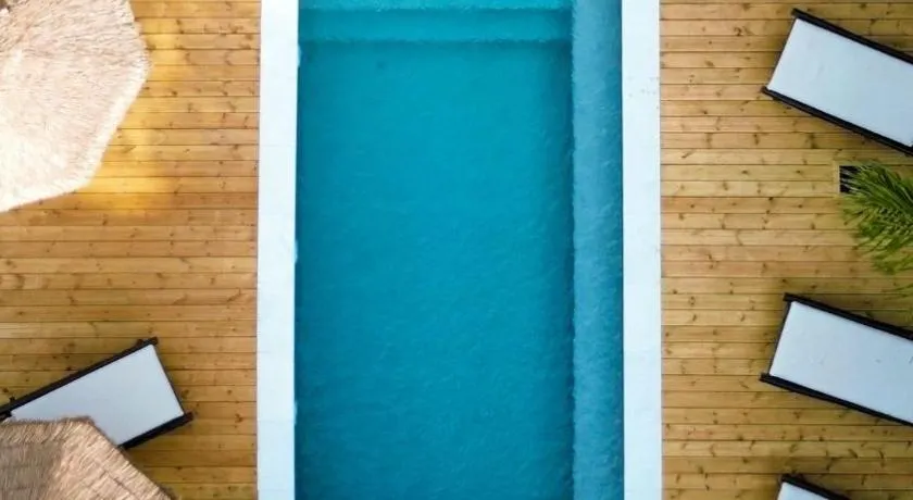 פינה בראש מלונאות ותיירות - Image 1