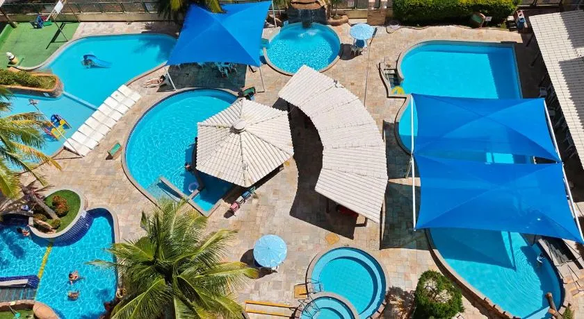 Flat com parque aquático - Image 1