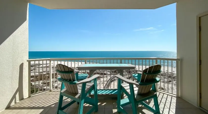 Catalina 902-Updated Beachfront Condo with Amazing Views-Full Service Resort - Image 1