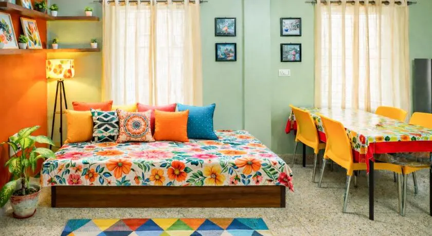 couple friendly room with balcony, kitchen private bath - Image 1