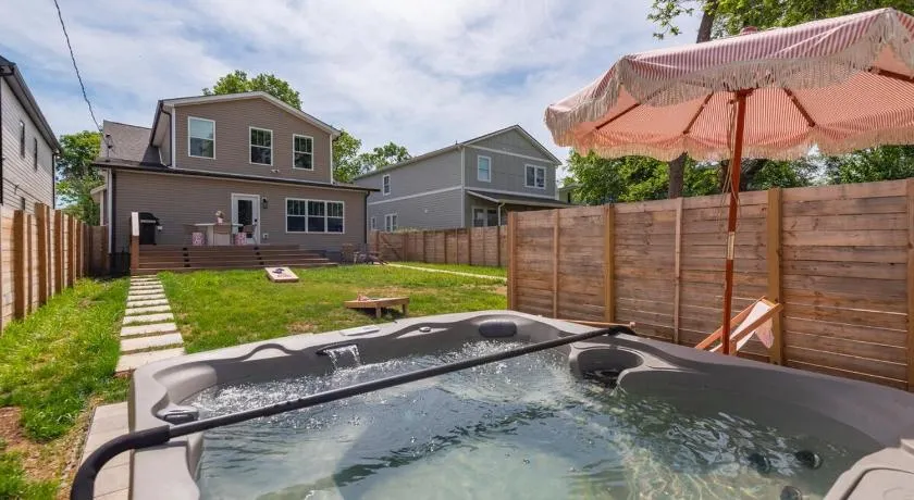 Nashville 4 Bedroom House with Hot Tub and Backyard Close to Downtown - Image 1