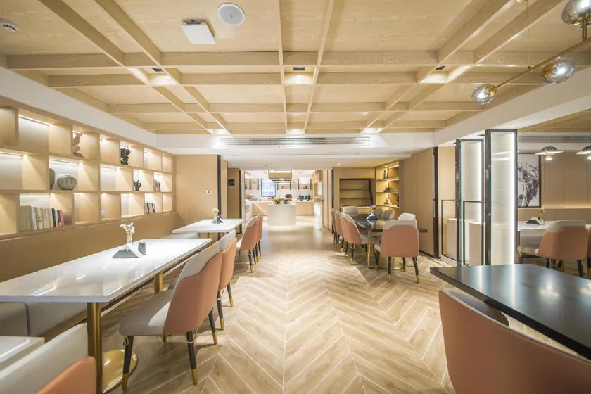 Atour Hotel Wuxi Railway Station Chunsheng Road - Image 1