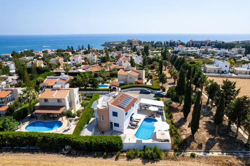 Adamante Luxury Villa by Nomads - Image 1