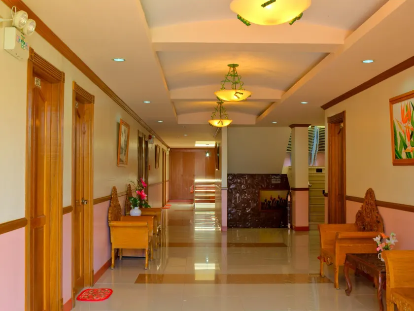Sea Jewel Beach Resort Puerto Galera - Image 1