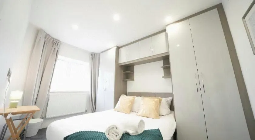The Hatton Rooms - Image 1