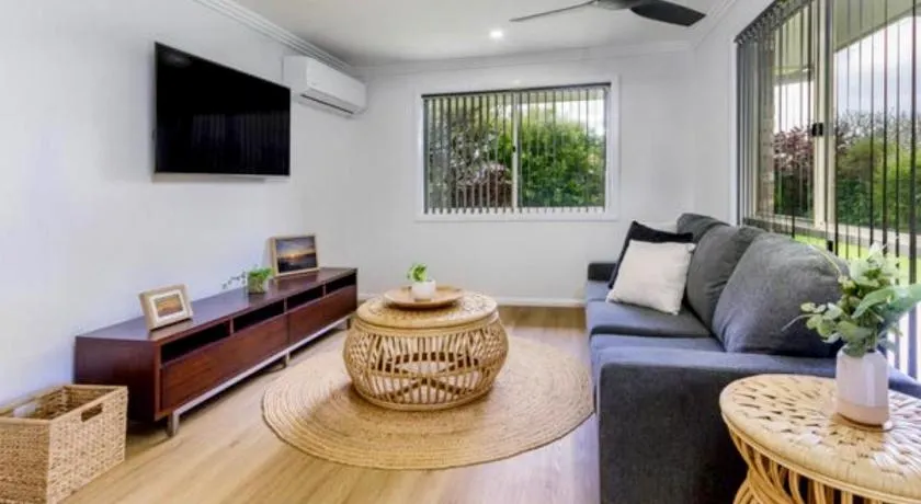 House 4-bed 2-bath Caboolture South - Image 1