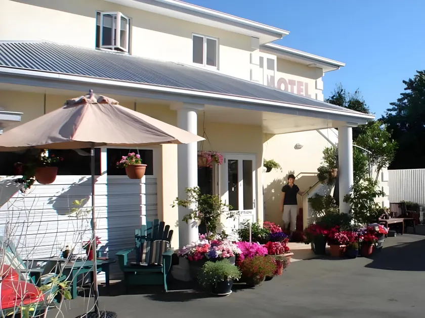 Boutique Motel - Image 1