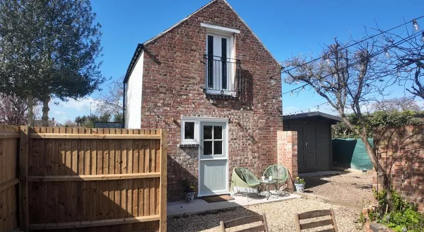 The Coach House - Image 1