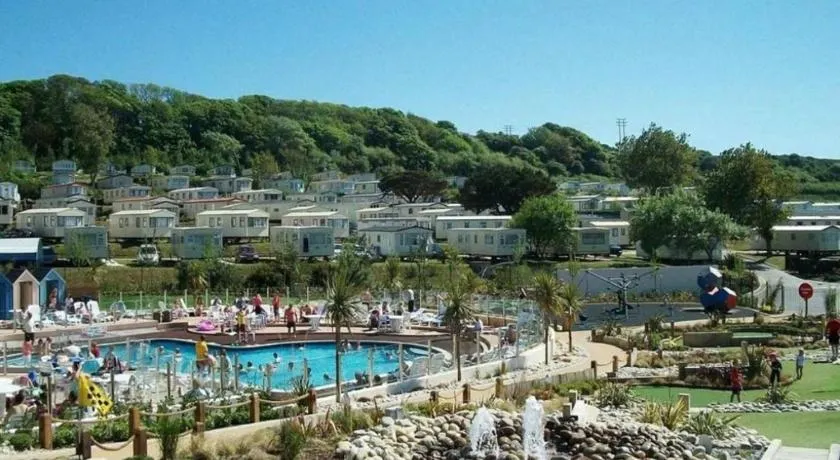 Golden Sands Getaways Weymouth - Image 1