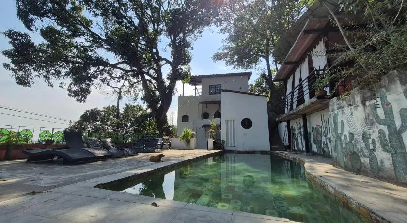 soulrebel rio - vegan retreat & suites in the hills of santa teresa - Image 1