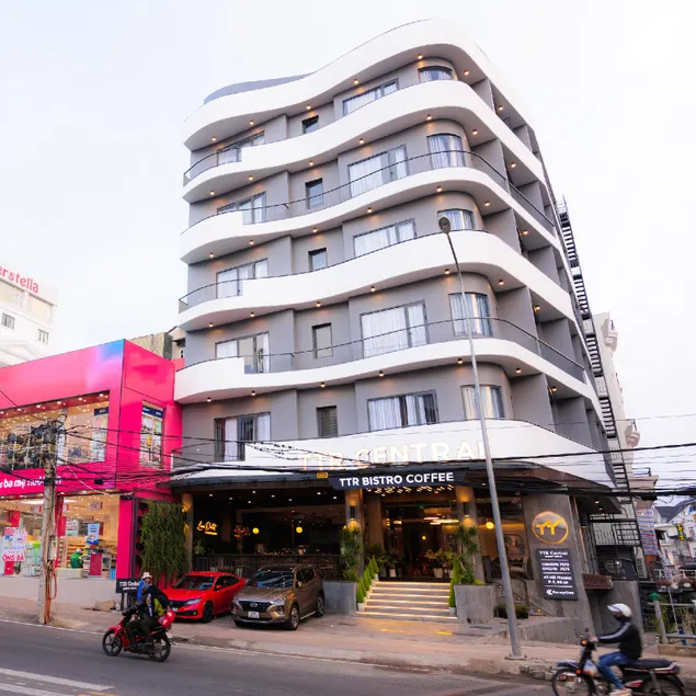 TTR Central Apart Hotel - Image 1
