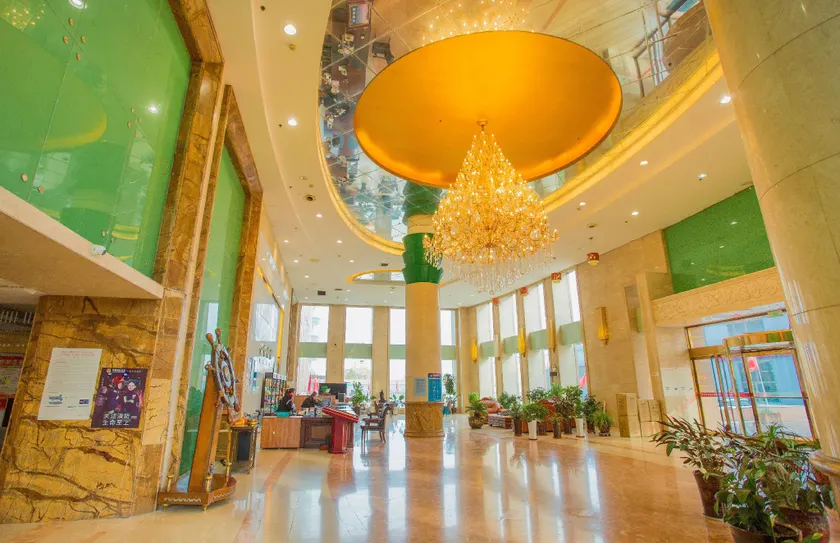 Huitong Business Club - Image 1