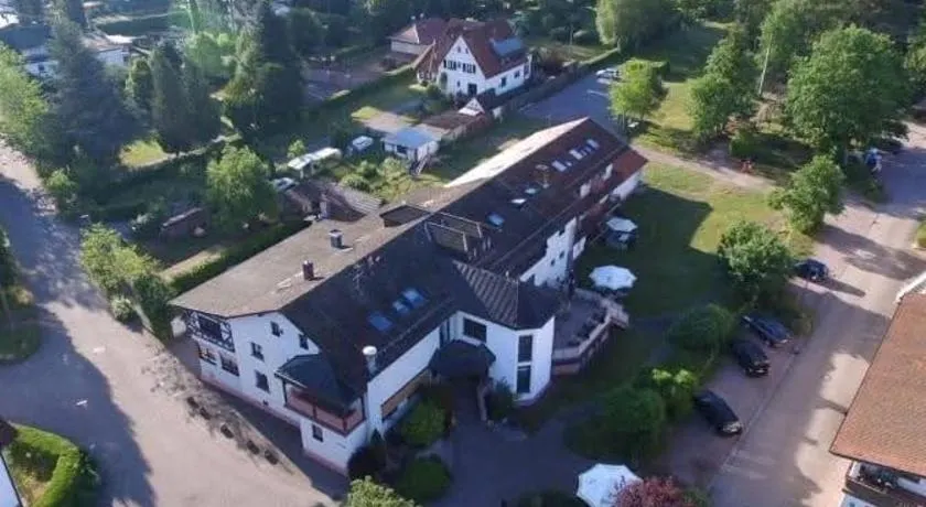 Hotel & Restaurant Rösselsquelle - Image 1