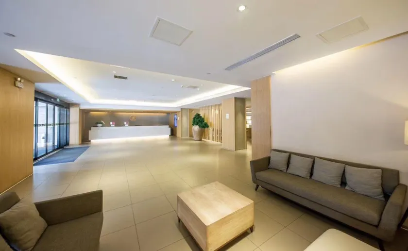 Ji Hotel Yangzhou Wenchangge Shouxihu Road - Image 1
