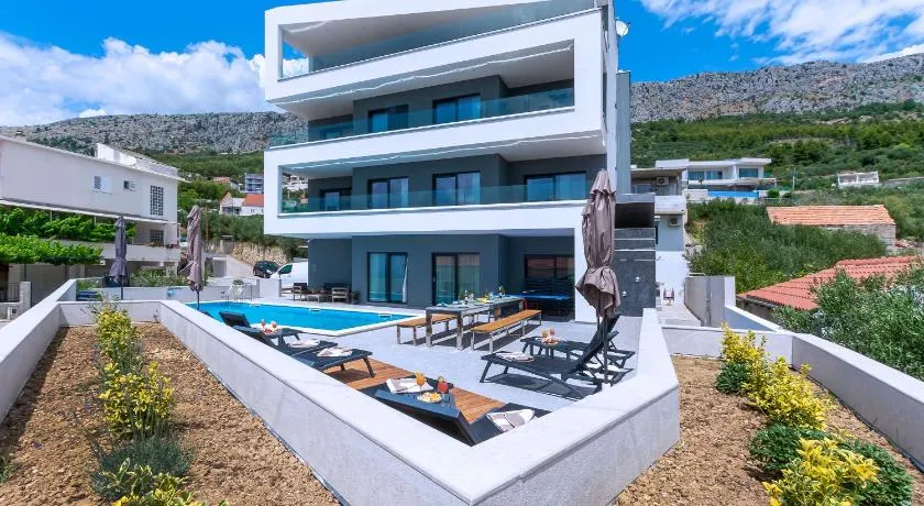 Villa Leona xxl - Image 1