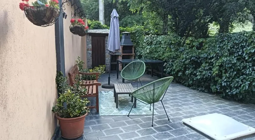 Adosado con gran terraza - Image 1