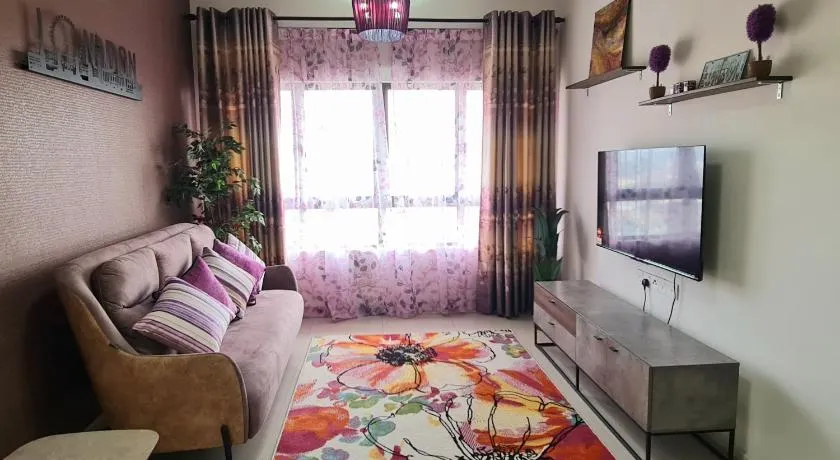 Te amo Gandaria Bangi Pool View Netflix Full Aircond - Image 1
