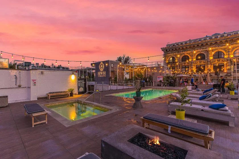 One Lux Stay HWH Downtown Los Angeles - Image 1