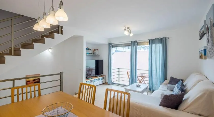 GuestReady - Villa with Pool and Terrace - Image 1