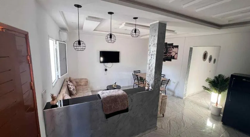 Villa 2 - Image 1