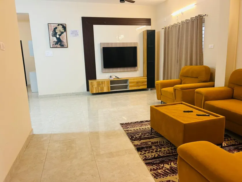 Orion Elegant Luxury Apartments - Image 1